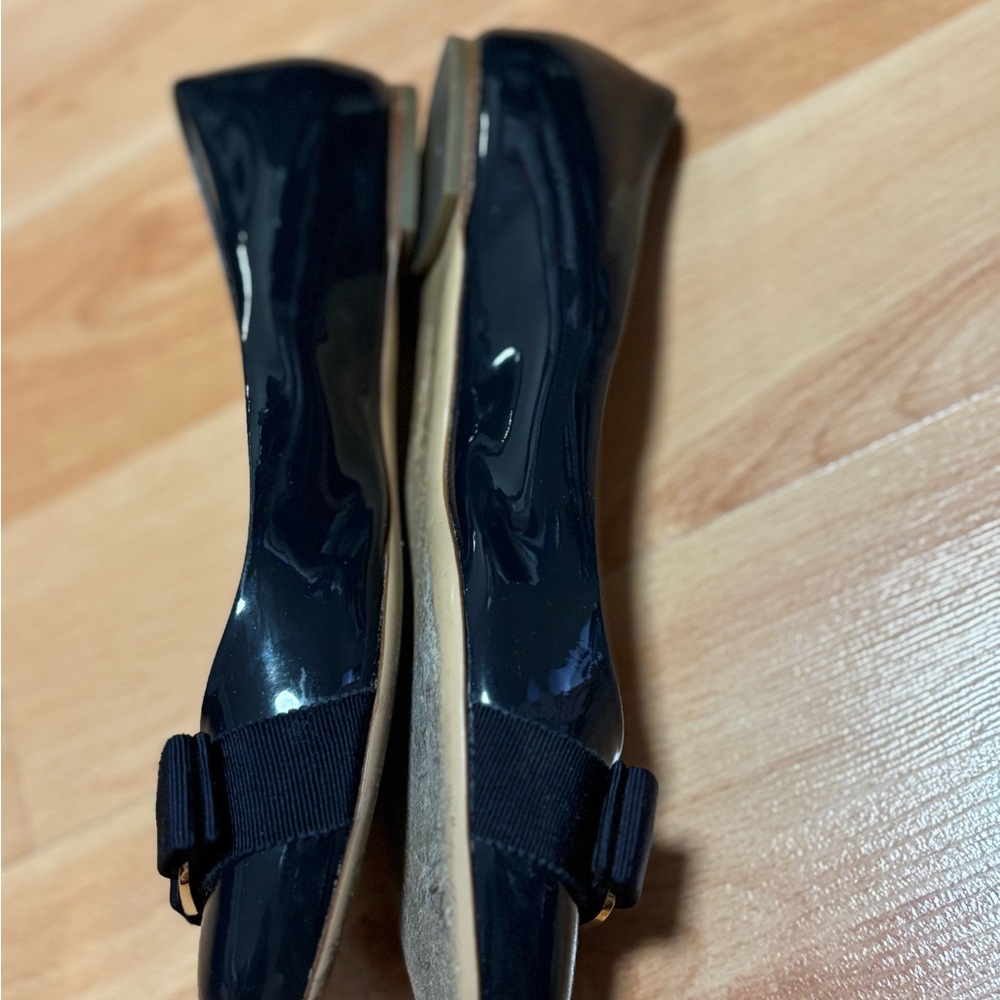 Salvatore Ferragamo navy Patent Ballet Flats - Picture 3 of 10